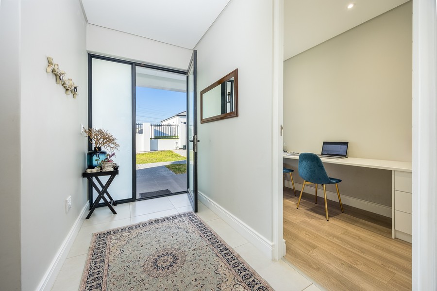4 Bedroom Property for Sale in Haasendal Western Cape
